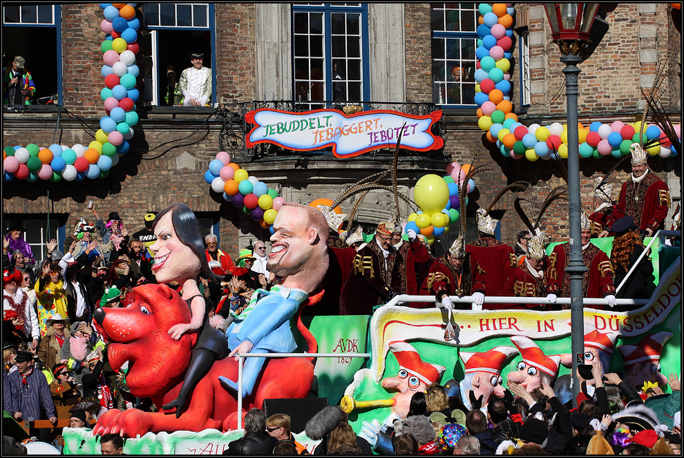 Rosenmontagszug 2011 in Düsseldorf