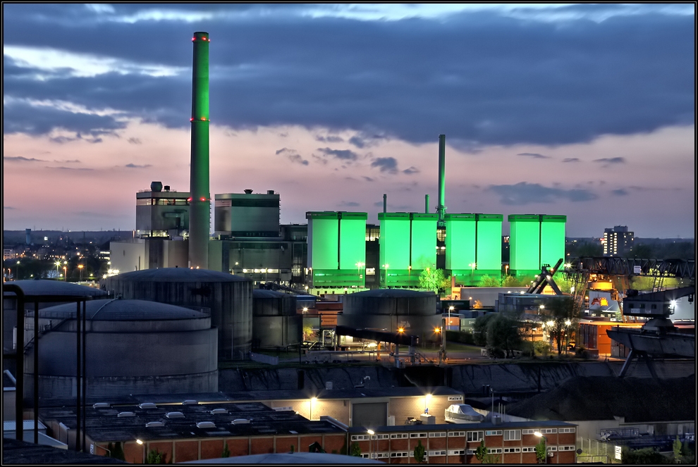 Kraftwerk Lausward im Düsseldorfer Hafen 