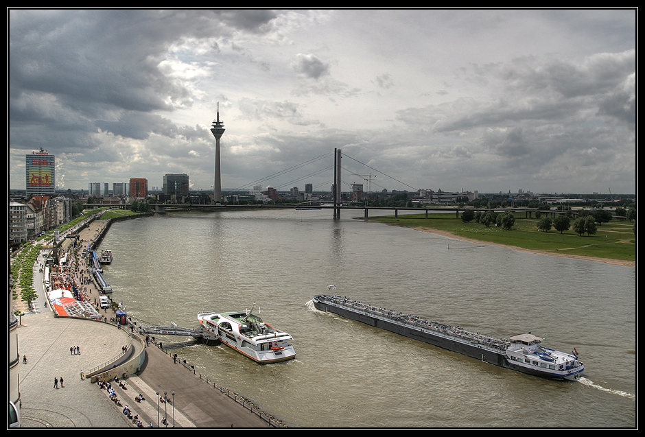 Rheinuferpromenade in Düsseldorf 