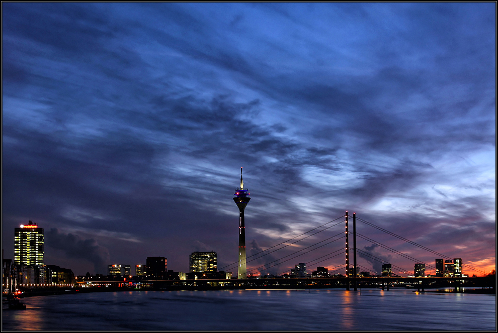 Goodbye Blue Sky  - Düsseldorf